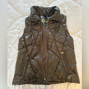 Dark Olive Puffer Vest by Guees